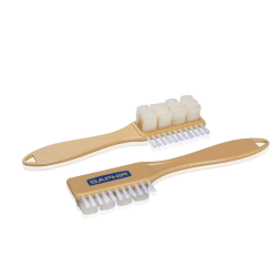BROSSE NUBUCK MICROFIBRES SAPHIR